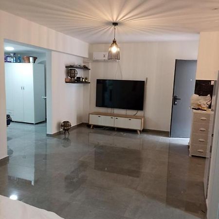 שמילה אירוח 1 Lägenhet Arad Exteriör bild